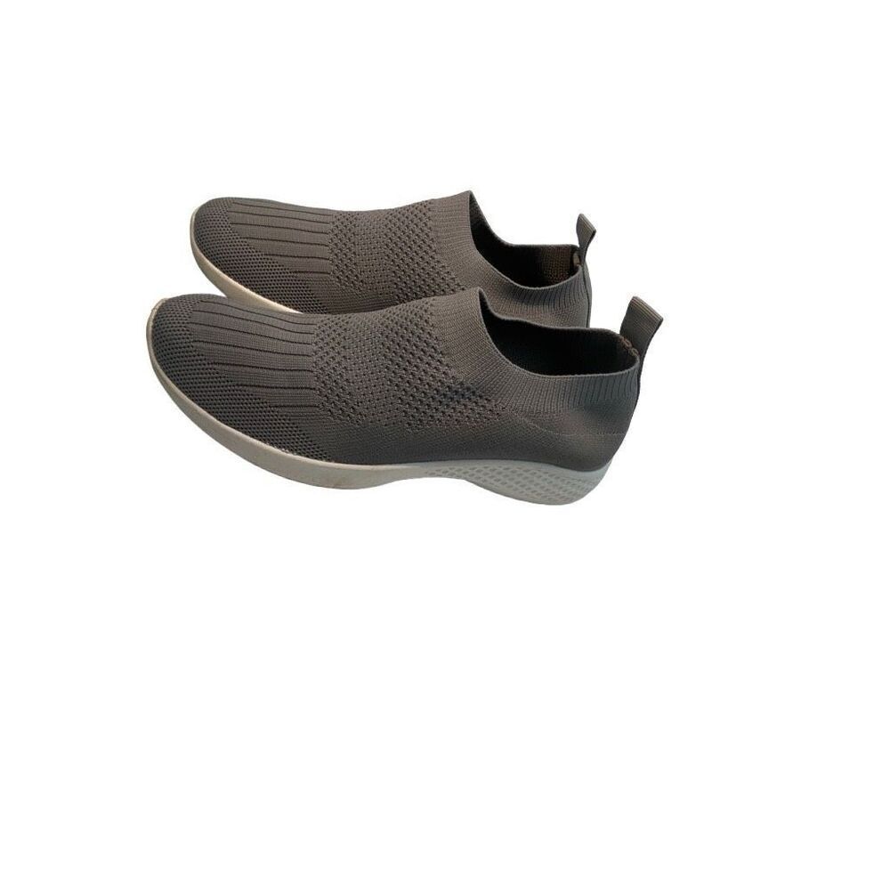 Tommy Bahama sneakers size 7 slip on